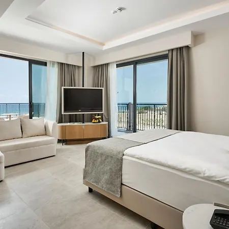 Отель Seaden De Mar Resort&spa *